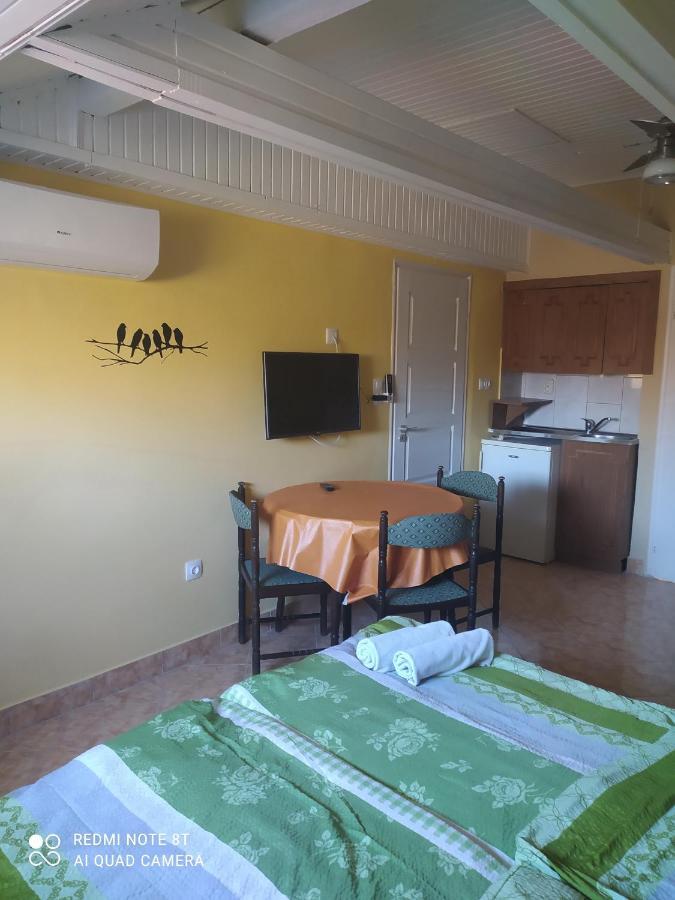 Apartmanhaz Gabriella Harkány Extérieur photo