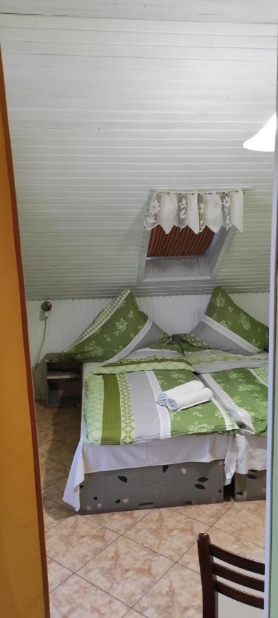 Apartmanhaz Gabriella Harkány Extérieur photo